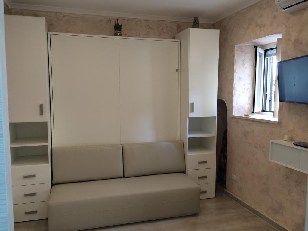 Sannazzaro Flat Appartement *